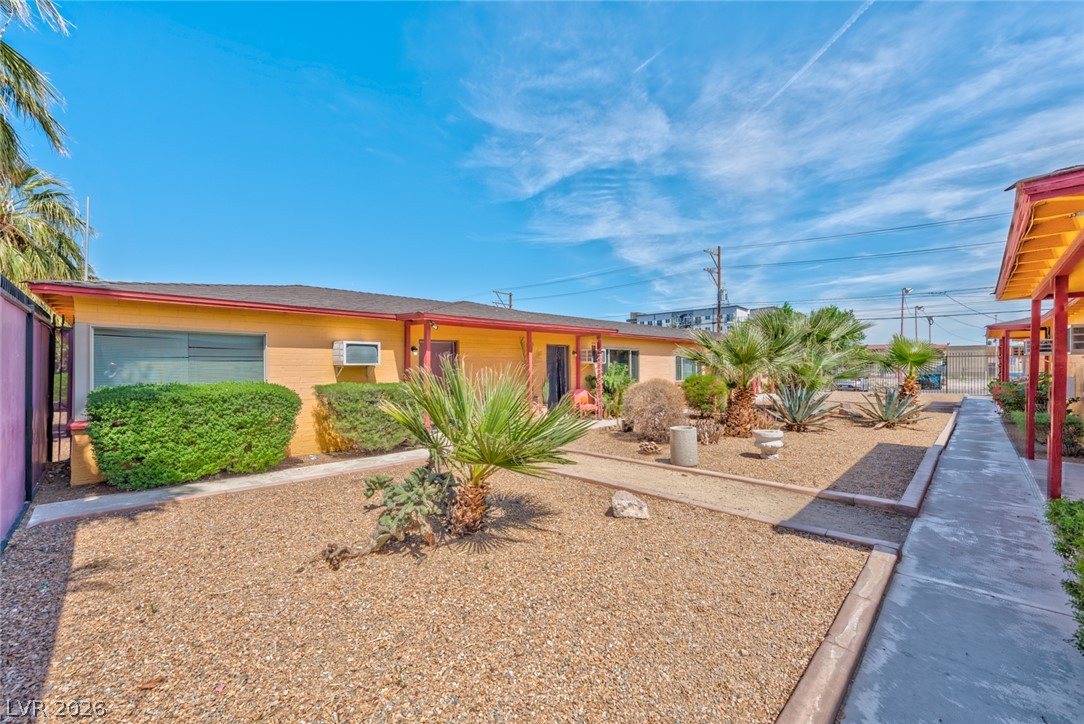 220 N 10th Street 7