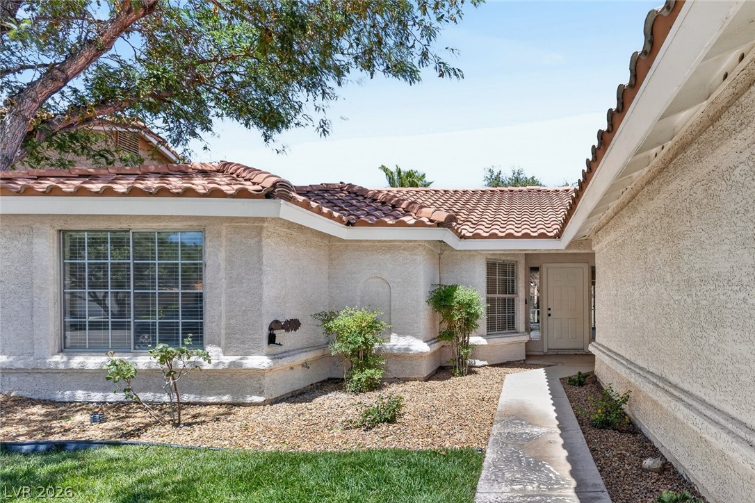 2802 Barrel Cactus Drive