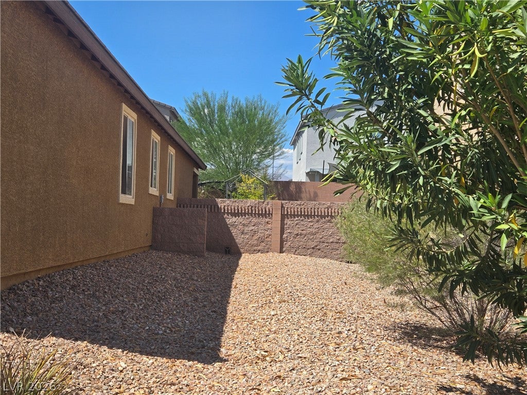 2804 Graceful Grove Avenue