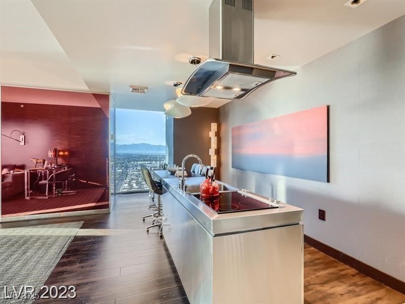 4381 W Flamingo Road 2301