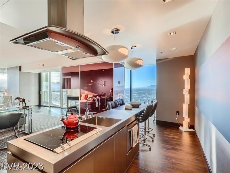 4381 W Flamingo Road 2301