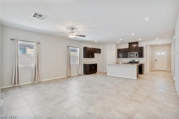 7915 Pearly Court