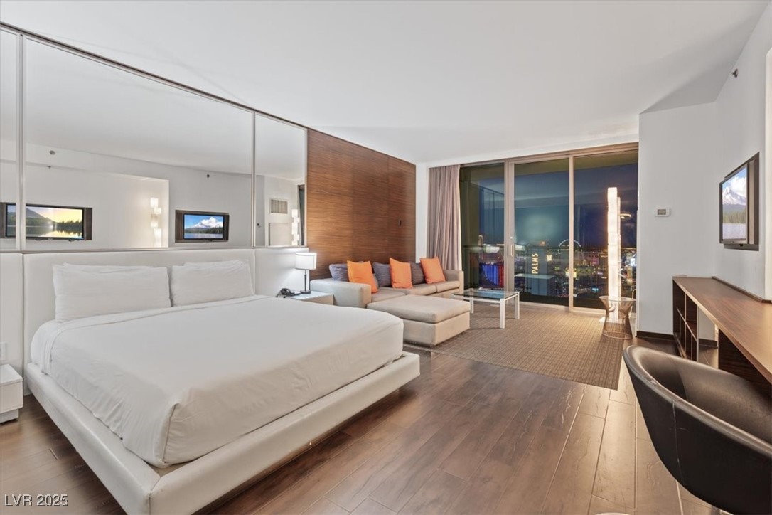 4381 W Flamingo Road 5016