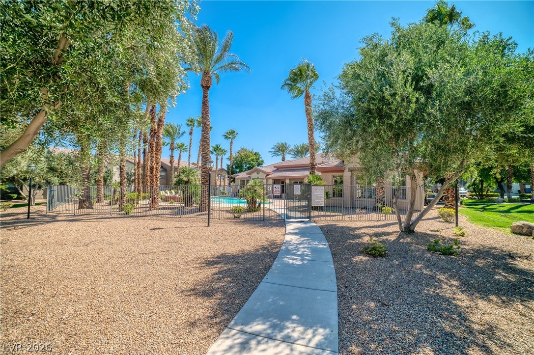 8000 W Badura Avenue 1135