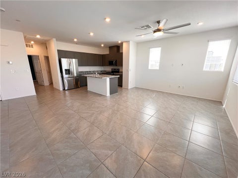 Townhouse For Rent - 5641 Spellbinding Street<br/> Clark County, Las Vegas, NV 89148