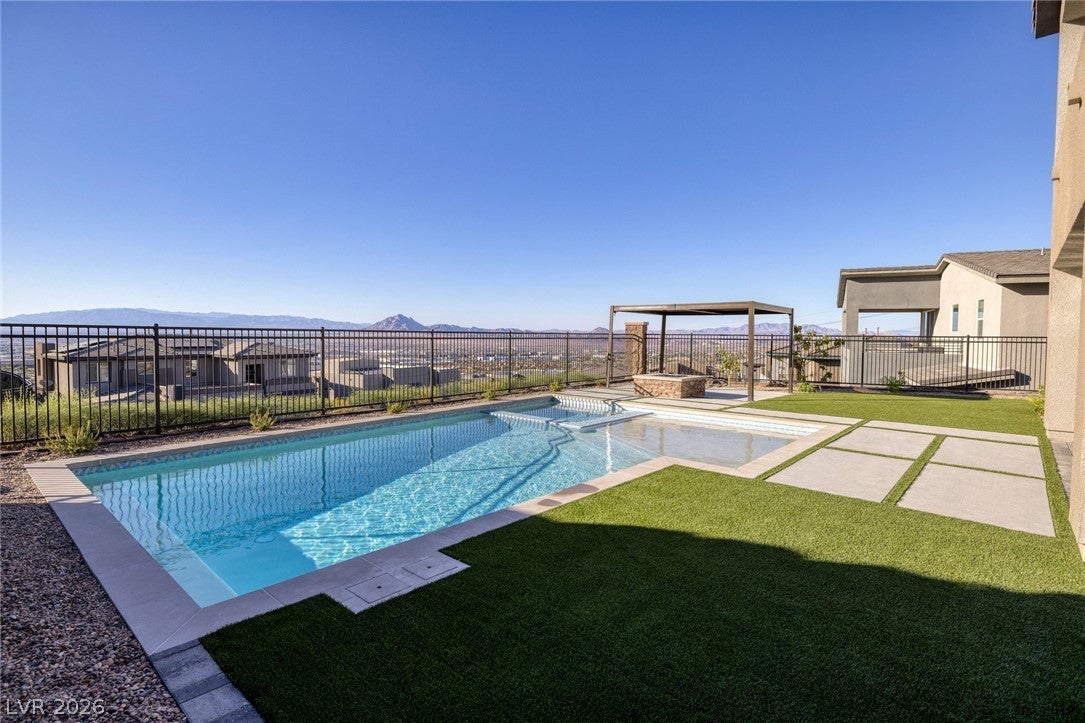 526 Riley Ridge Court