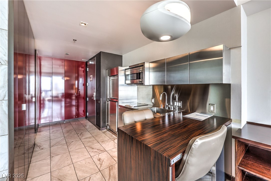 4381 W Flamingo Road 2308