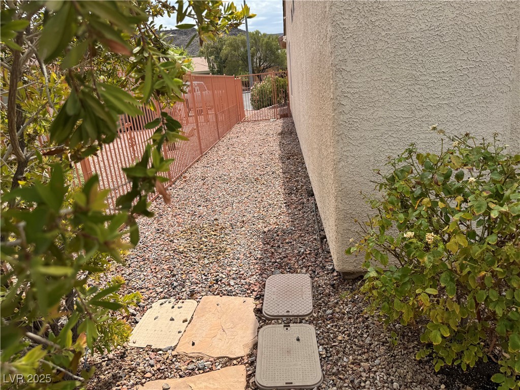 Henderson, Nevada 89012, United States, 2 Bedrooms Bedrooms, ,2 BathroomsBathrooms,Residential,Active,201092