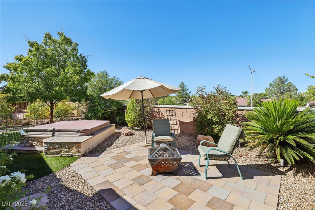 Henderson, Nevada 89012, United States, 2 Bedrooms Bedrooms, ,2 BathroomsBathrooms,Residential,Active,201092