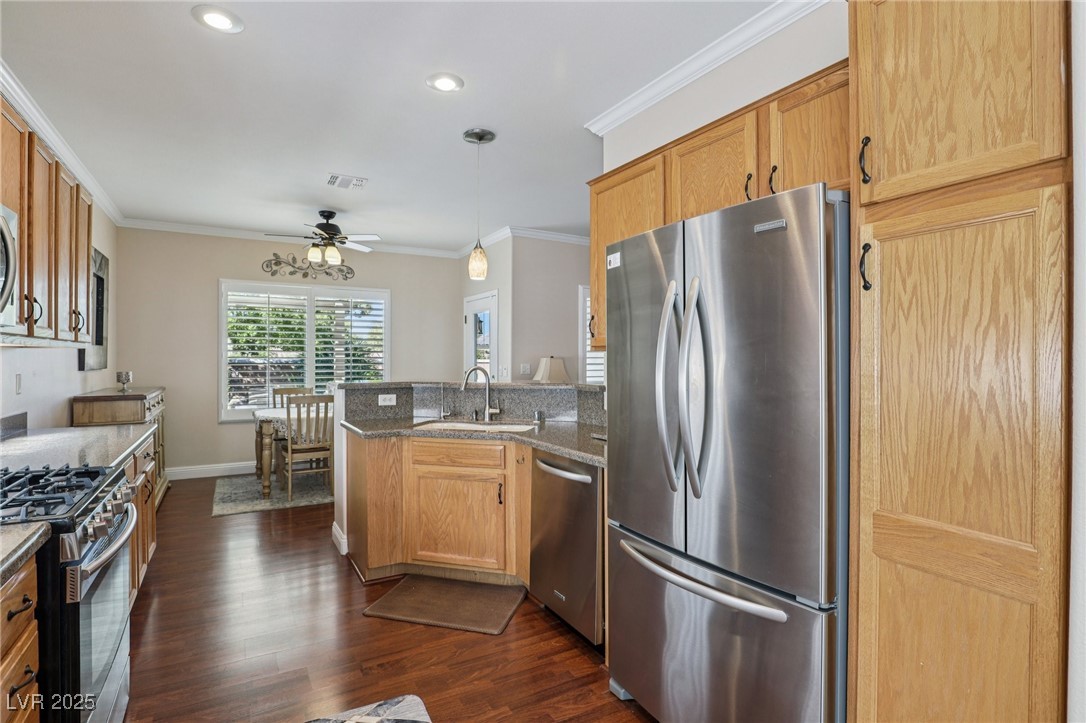 Henderson, Nevada 89012, United States, 2 Bedrooms Bedrooms, ,2 BathroomsBathrooms,Residential,Active,201092