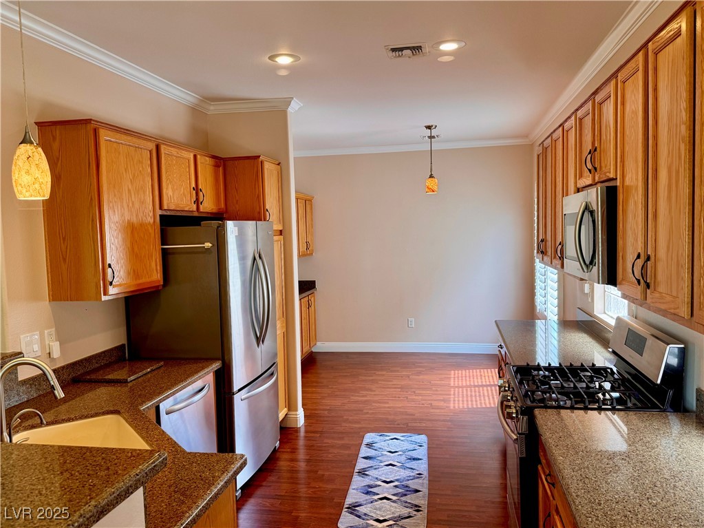 Henderson, Nevada 89012, United States, 2 Bedrooms Bedrooms, ,2 BathroomsBathrooms,Residential,Active,201092