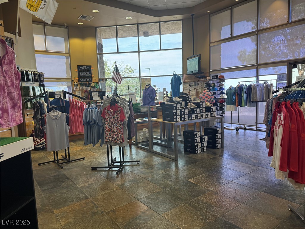 Henderson, Nevada 89012, United States, 2 Bedrooms Bedrooms, ,2 BathroomsBathrooms,Residential,Active,201092