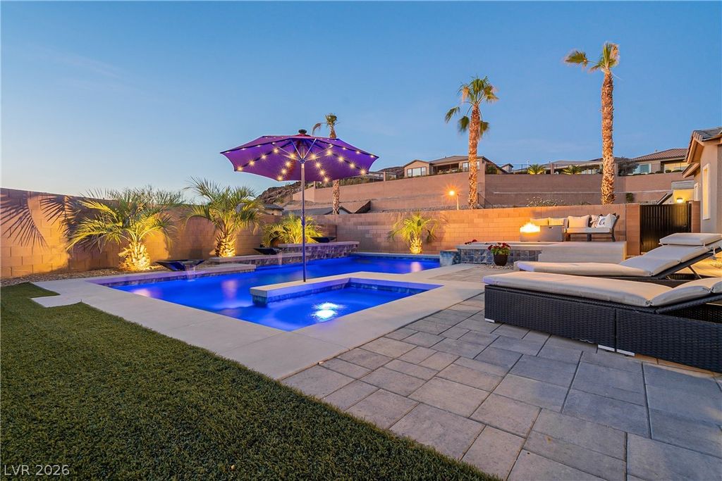 Photo of 26 Via Tavolara, Henderson, NV 89011 (MLS # 2776751)