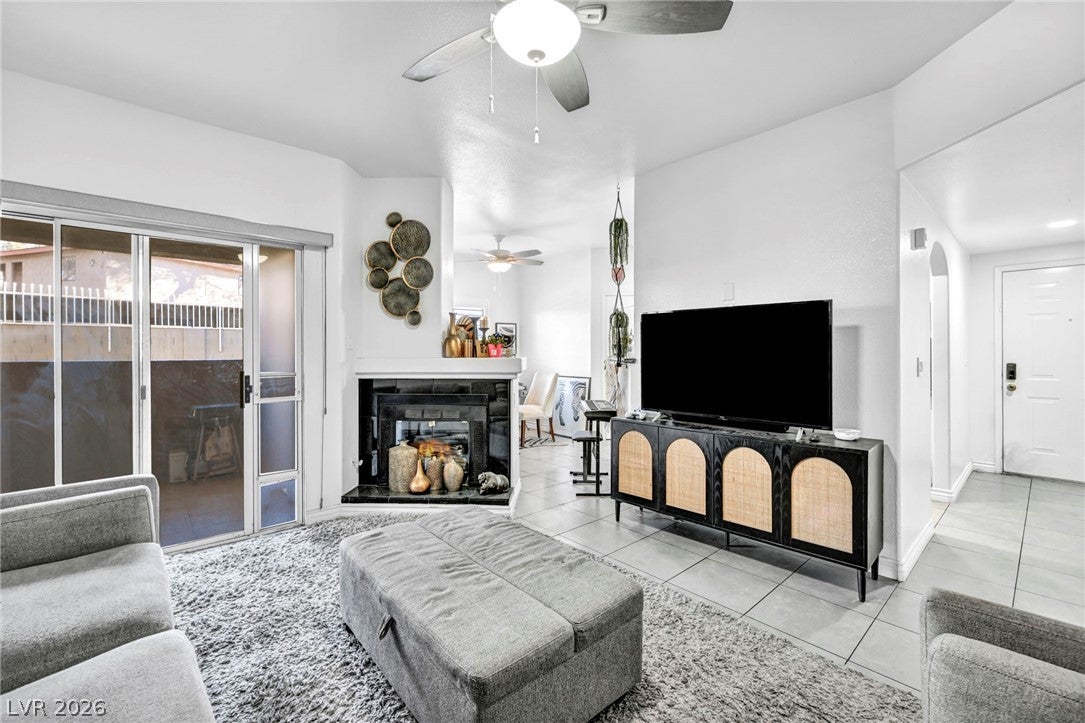 5525 W Flamingo Road 1021