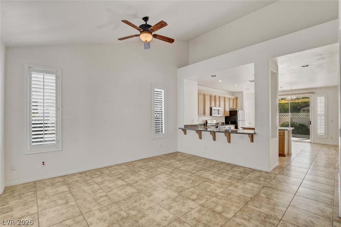 2847 Glistening Grove Avenue