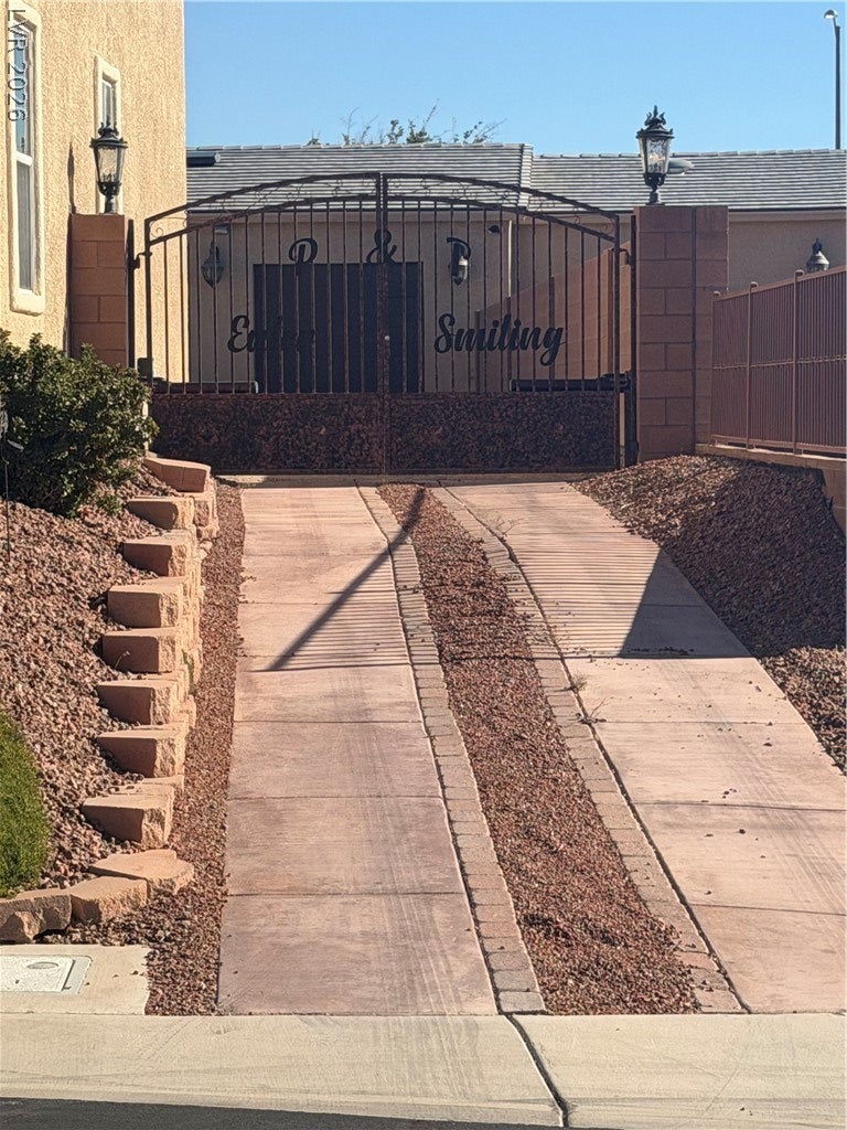 6941 Lazy Sunset Court