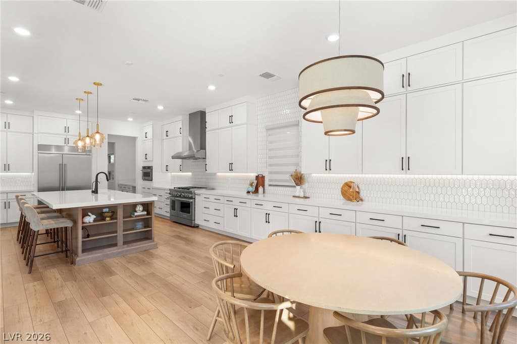 Photo of 237 Wilson Ridge Street, Las Vegas, NV 89138 (MLS # 2800938)