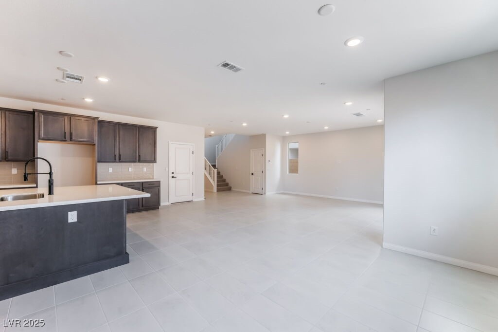 636 Poplar Pine Street