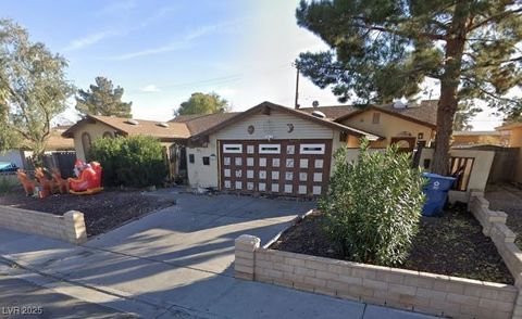 Homes For Sale - 4951 Plata Del Sol Drive<br/> Las Vegas, NV 89121