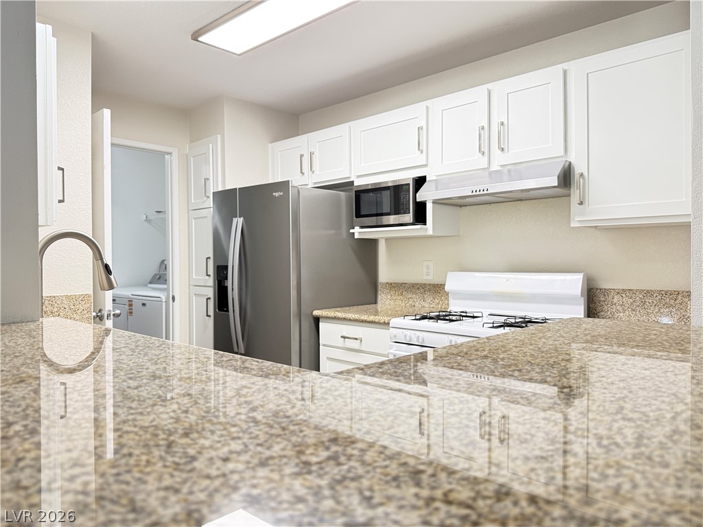 2200 S Fort Apache Road 2182
