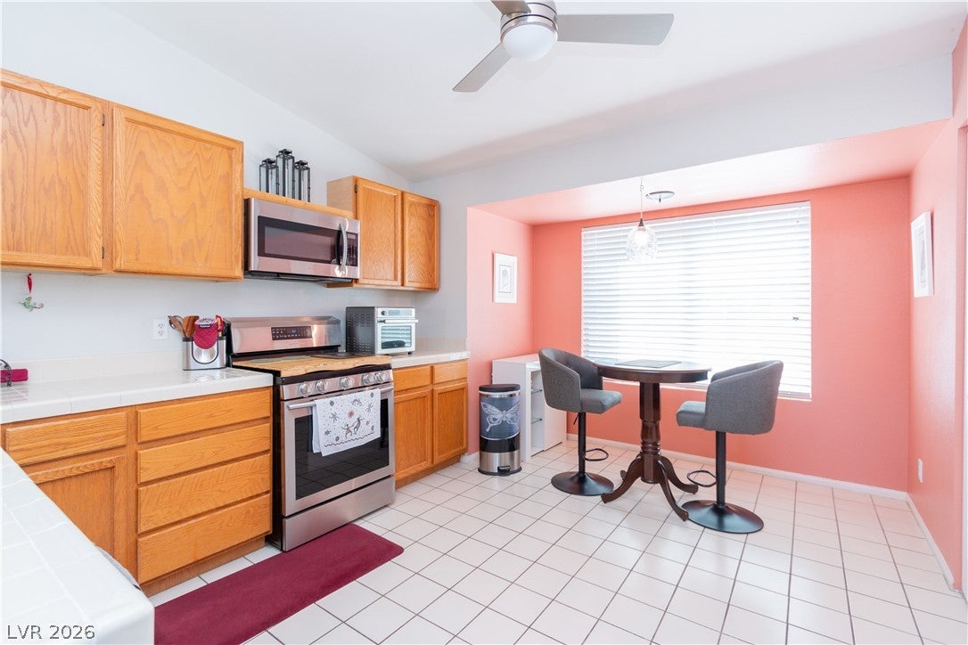 7332 Queen Palm Drive