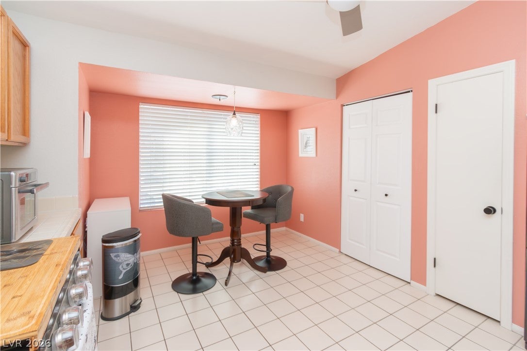 7332 Queen Palm Drive