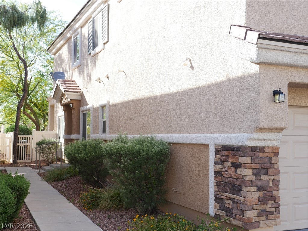 1065 Cryer Court 103