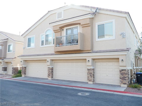 Townhouse For Rent - 1065 Cryer Court #103<br/> Henderson, NV 89002