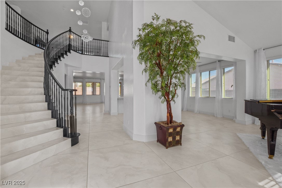 Properties 2 7324 W WHITE BLOOM Avenue