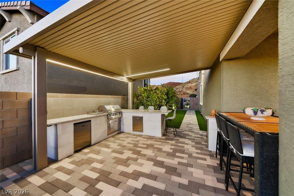 Photo of 333 Crimson Edge Street, Henderson, NV 89012 (MLS # 2772554)