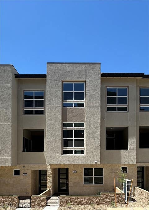 Townhouse For Rent - 3331 Esker Ridge Avenue<br/> Henderson, NV 89044