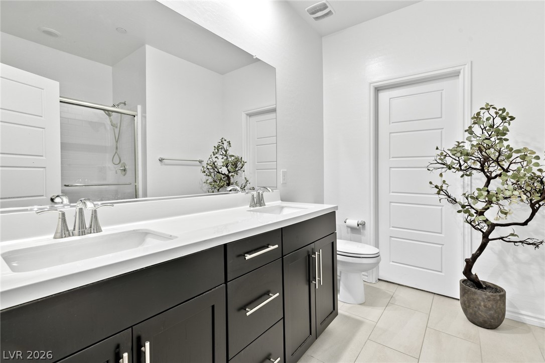 Properties 2 600 N Carriage Hill Drive 1162