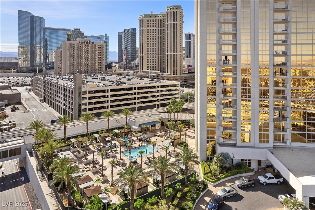 135 E Harmon Avenue 221