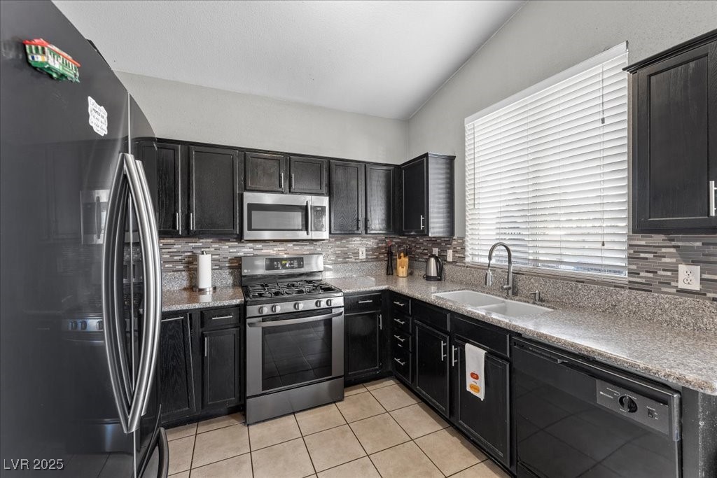 94 Willow Dove Avenue