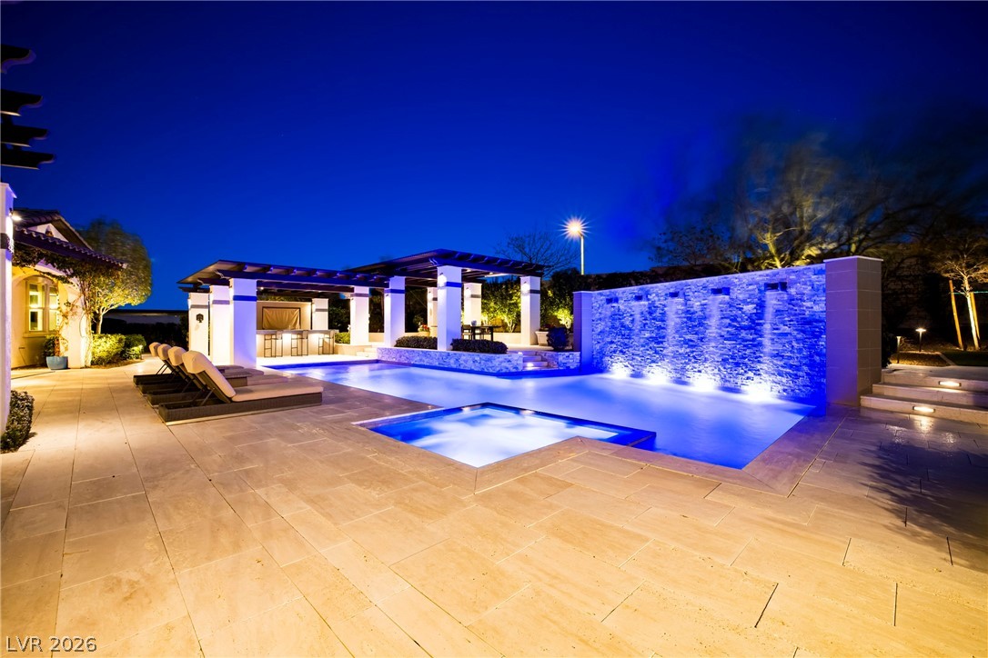 272 Tarragona Breeze Avenue