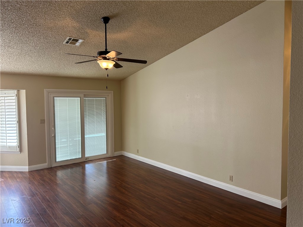 8641 Surtidor Drive, Las Vegas, Nevada image 21