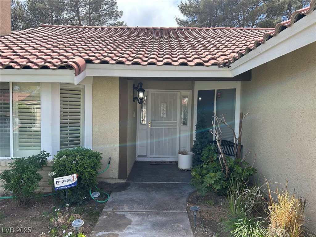 8641 Surtidor Drive, Las Vegas, Nevada image 8
