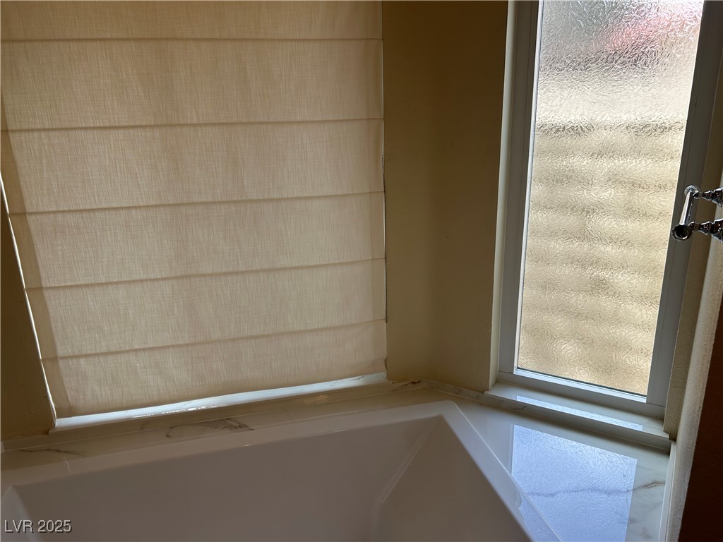 8641 Surtidor Drive, Las Vegas, Nevada image 26