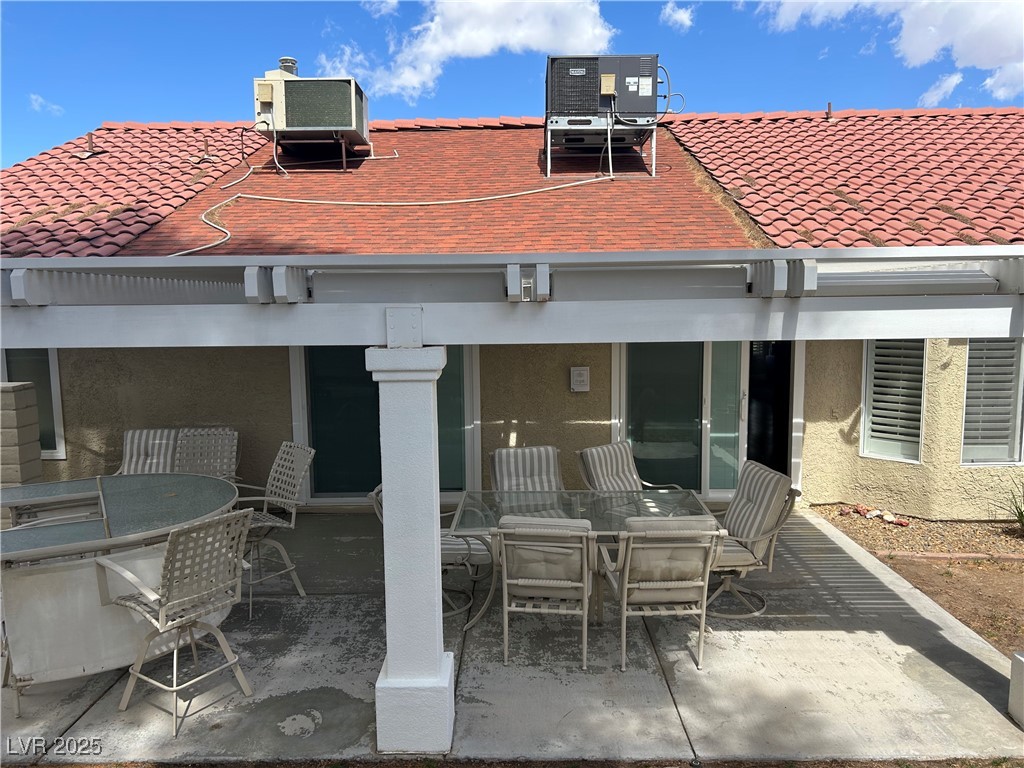 8641 Surtidor Drive, Las Vegas, Nevada image 44