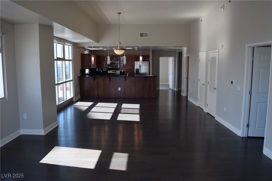 150 N LAS VEGAS Boulevard 1217