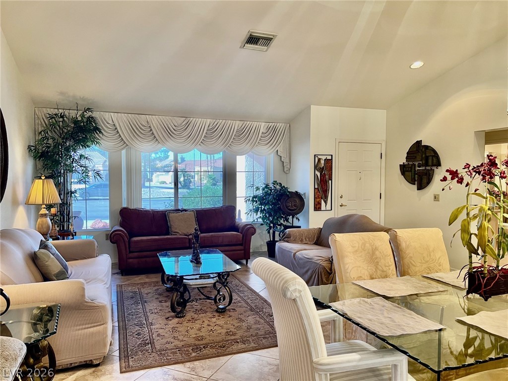 2404 Floyd Court