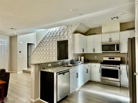 Tiny photo for 2878 Starling Summit Street, Henderson, NV 89044 (MLS # 2797365)