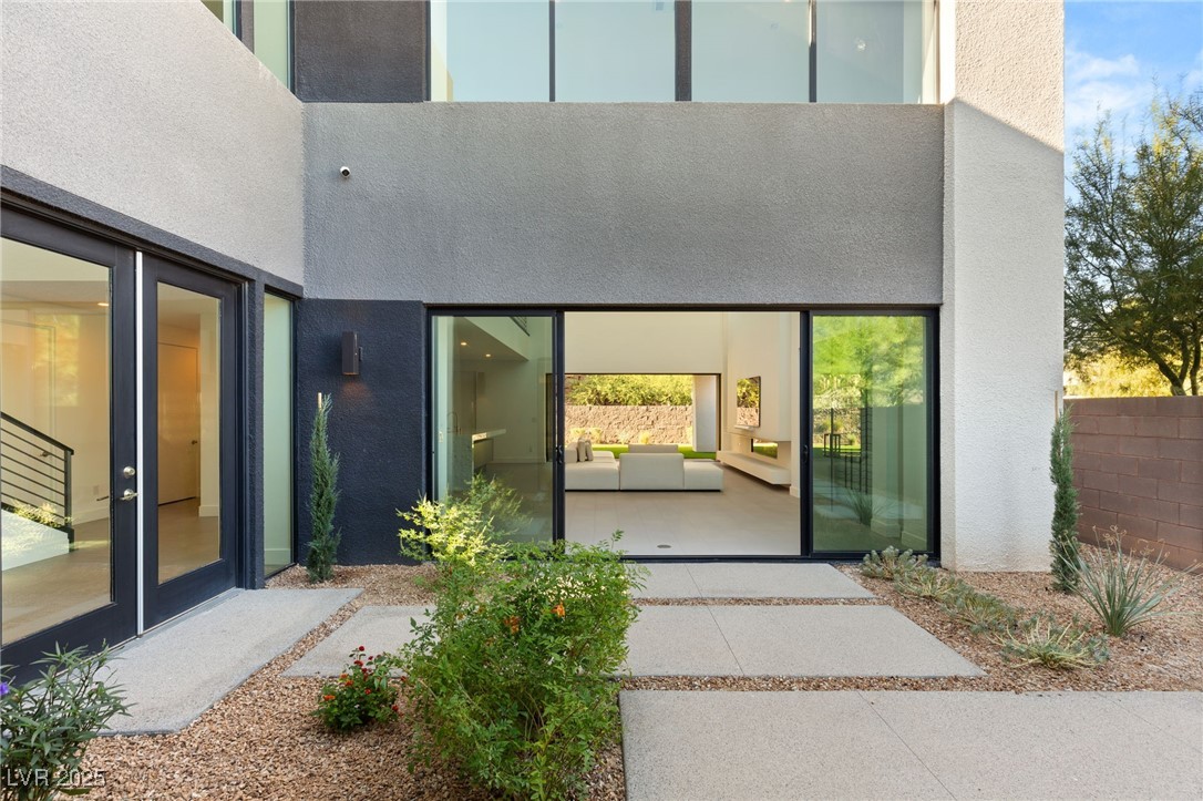 21 Highland Cove Lane