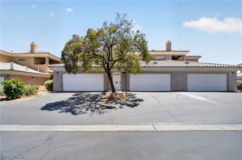 Condo For Sale - 6901 Cobre Azul Avenue #202<br/> Las Vegas, NV 89108