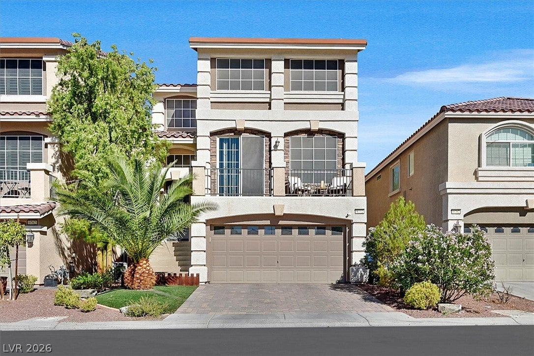 9772 Smokey Moon Street