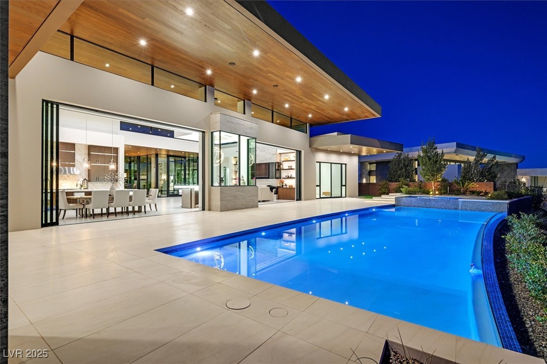 49 Crested Cloud Way