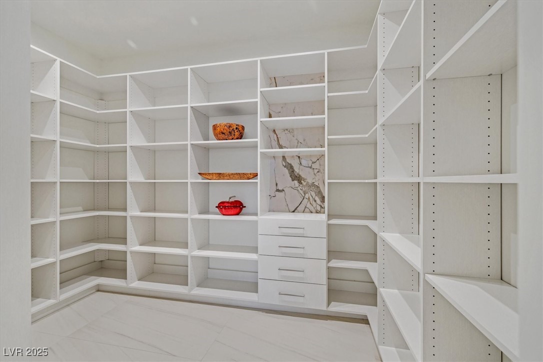 Las Vegas, Nevada 89135, United States, 4 Bedrooms Bedrooms, ,4 BathroomsBathrooms,Residential,Active,162361