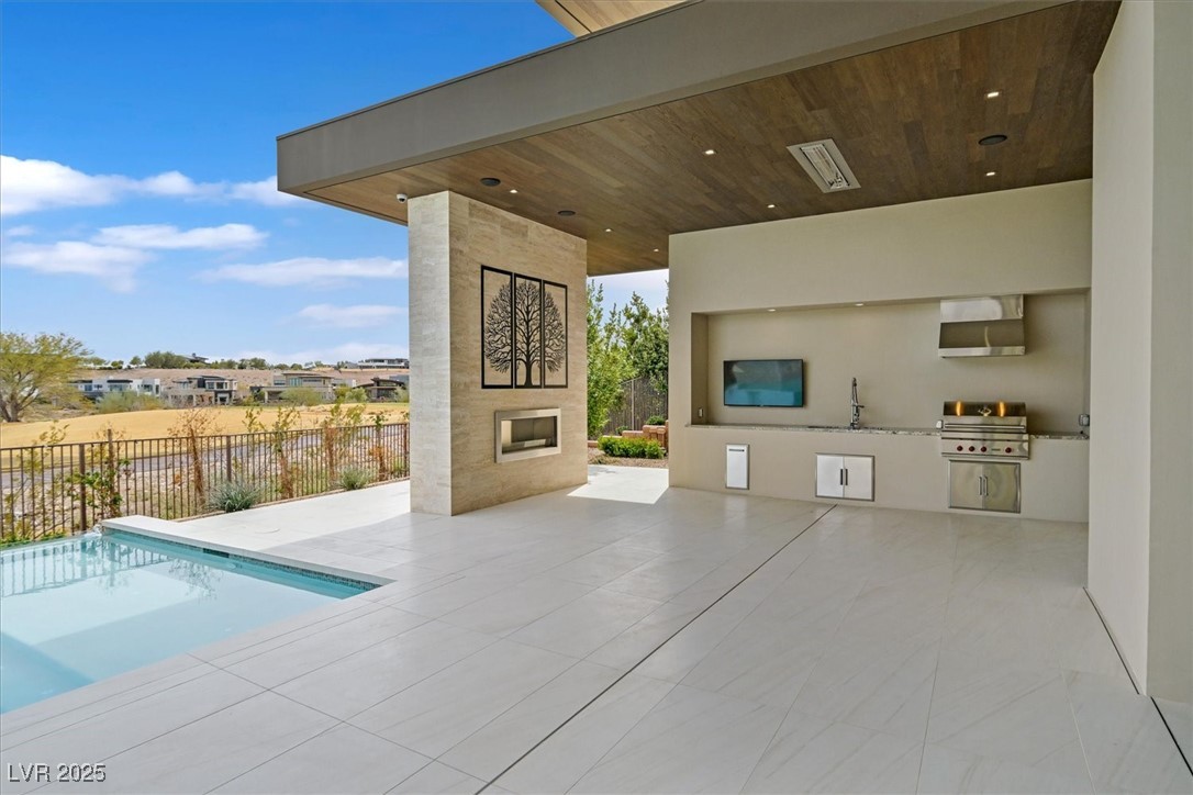 Las Vegas, Nevada 89135, United States, 4 Bedrooms Bedrooms, ,4 BathroomsBathrooms,Residential,Active,162361