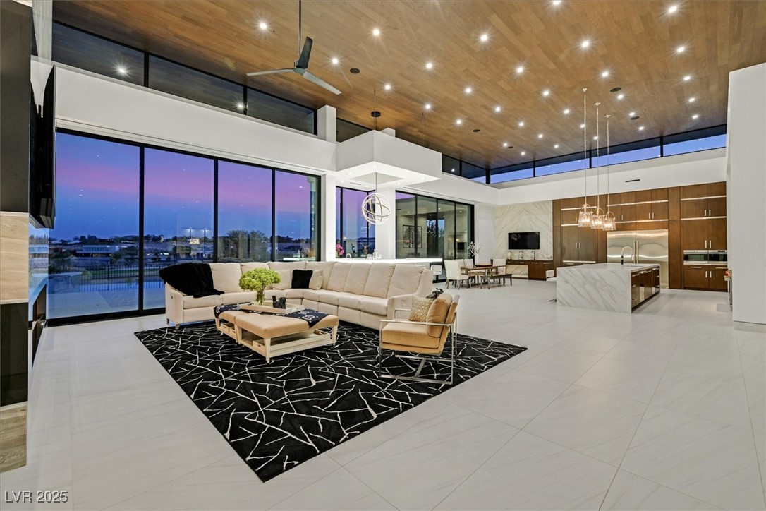 Las Vegas, Nevada 89135, United States, 4 Bedrooms Bedrooms, ,4 BathroomsBathrooms,Residential,Active,162361