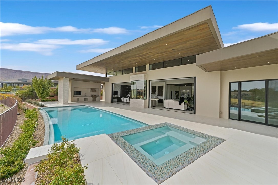 Las Vegas, Nevada 89135, United States, 4 Bedrooms Bedrooms, ,4 BathroomsBathrooms,Residential,Active,162361